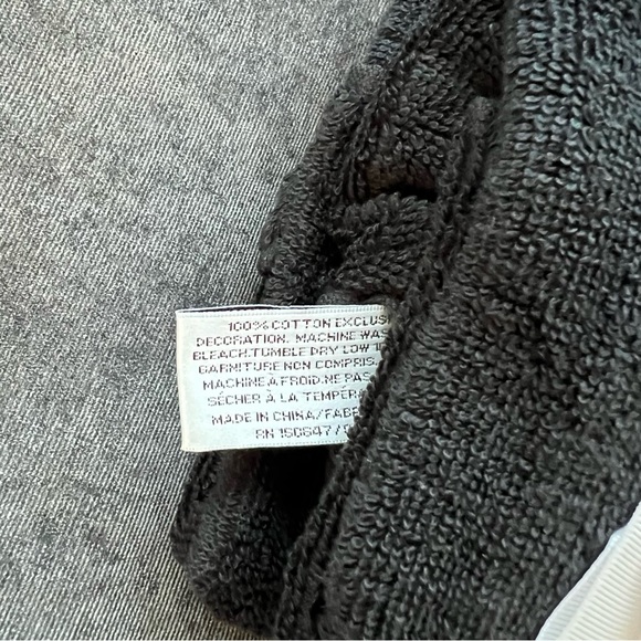 NWT Rae Dunn Embroidered ‘Where My Witches At?’ Hand Towels Set of 2 - Picture 8 of 8